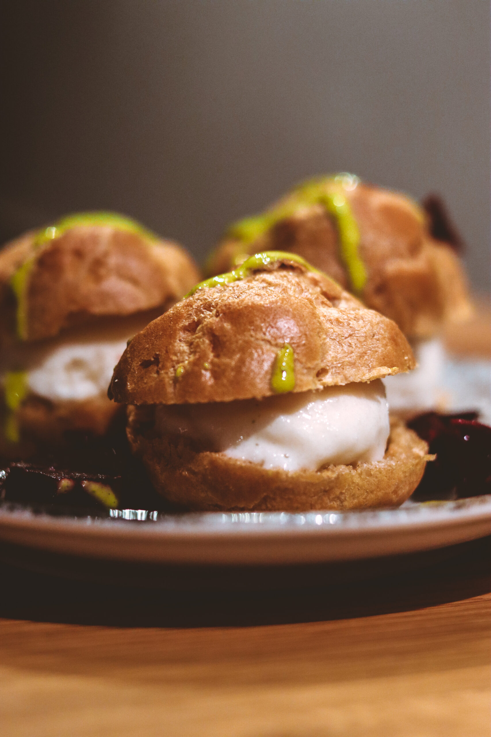 Profiteroles de chèvre frais